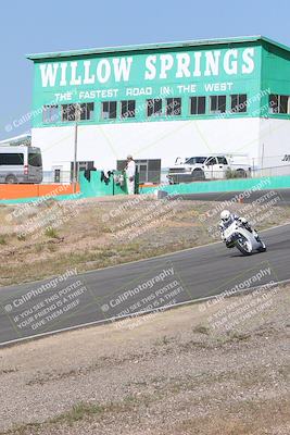 media/Apr-20-2025-AHRMA (Sun) [[393a79c373]]/Race/Group 11 early race/Turn 4b/